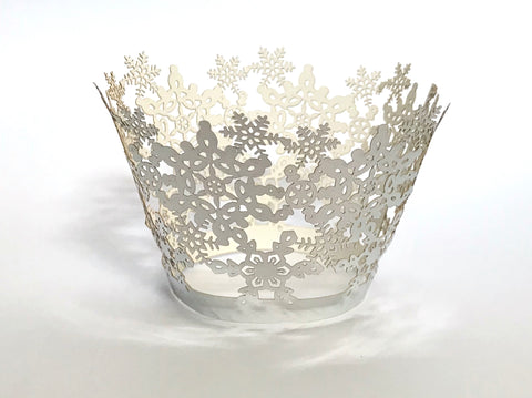 12 pcs Shiny Metallic Silver Snowflakes Cupcake Wrappers