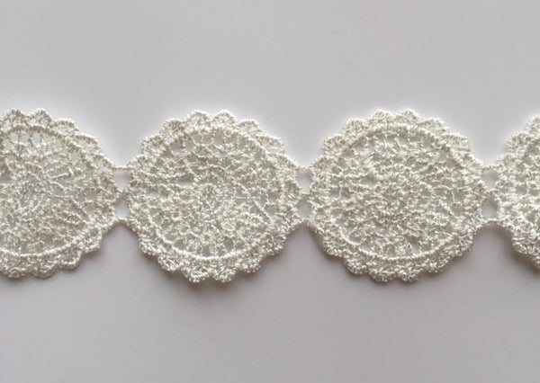 2 Yards Round White Polyester Lace Trim