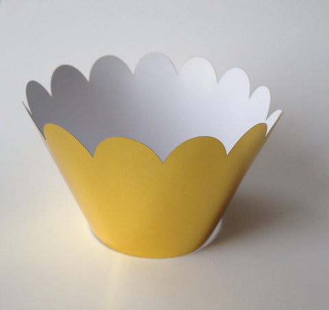 12 pcs Metallic Gold Solid Cupcake Wrappers
