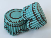 50 pcs Turquoise Blue Scallop Cupcake Liners