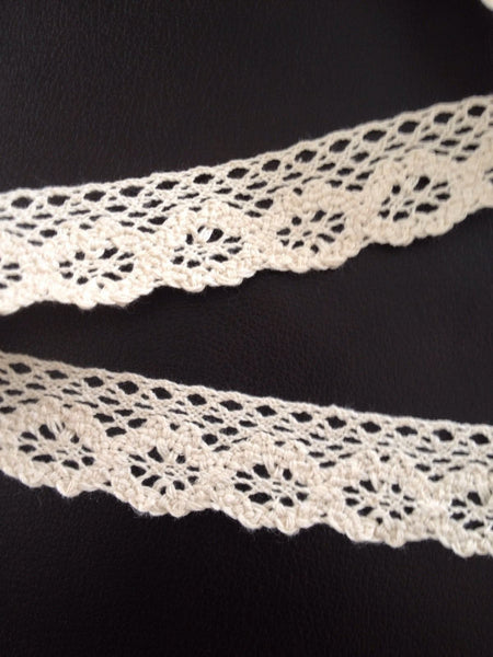 New 5 Yards Vintage Cotton Crochet Lace Edge Trim Craft 13B Ivory