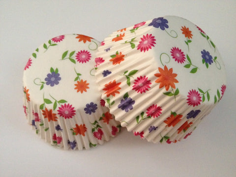 50 count Pretty Flower Floral Liners